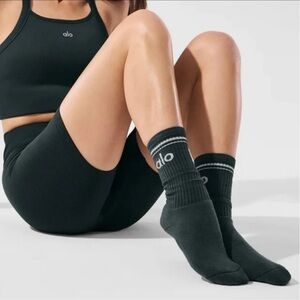 ALO NWT Throwback Sock - Charcoal Green